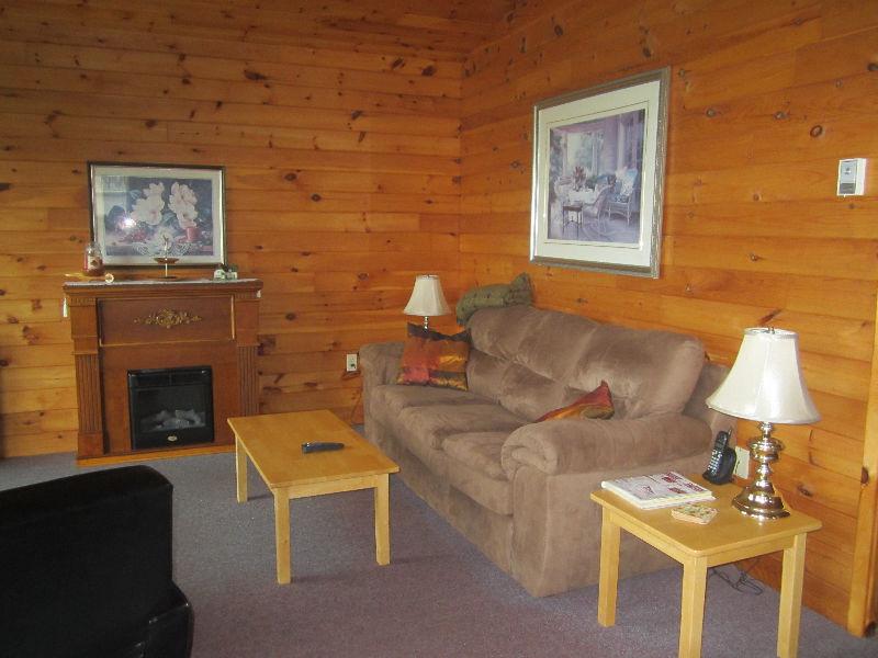Fully furnished winterized cottage in Argyle Shore