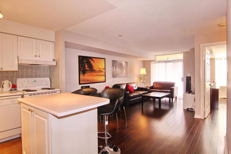Furnished Luxurious 1 Bedroom Condo Opp Square One