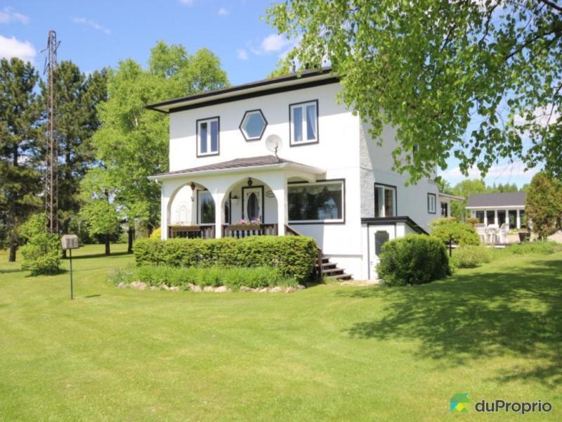 420 000$ - Maison 2 étages à vendre à St-Zénon