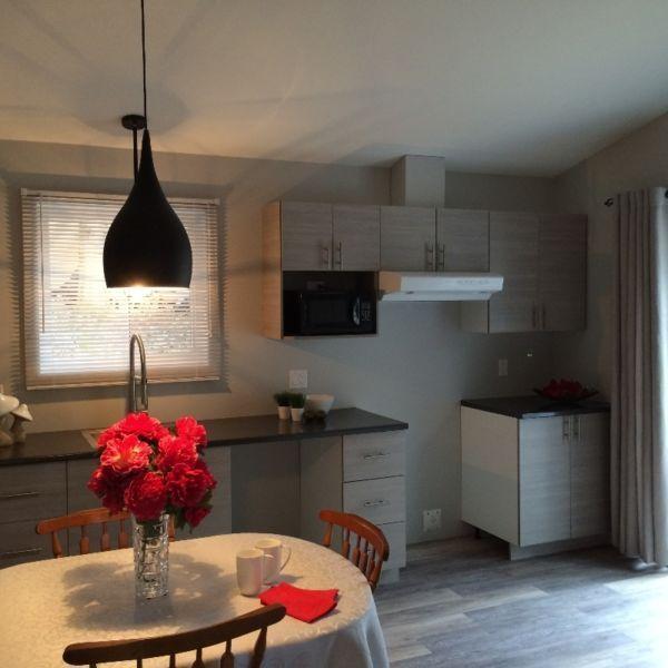 Maison Mobile a VENDRE Val-Morin Prix imbatable!!! Deux chambres