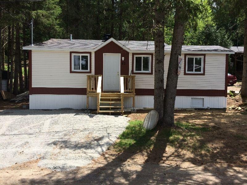 Maison Mobile a VENDRE Val-Morin Prix imbatable!!! Deux chambres