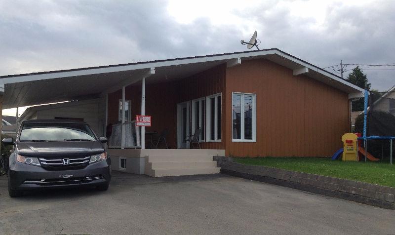 À vendre - Lac-des-Aigles 82500$ Négociable