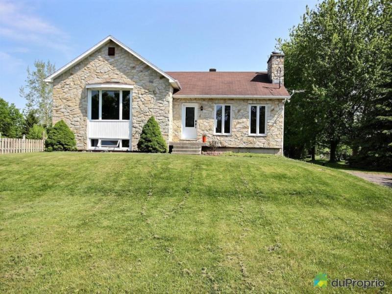 300 000$ - Bungalow à vendre à Marieville