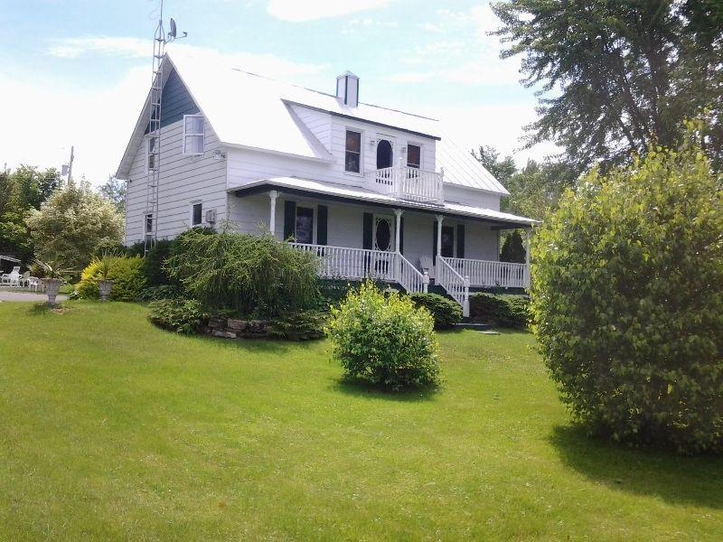 maison centenaire st-bernard-de-lacolle
