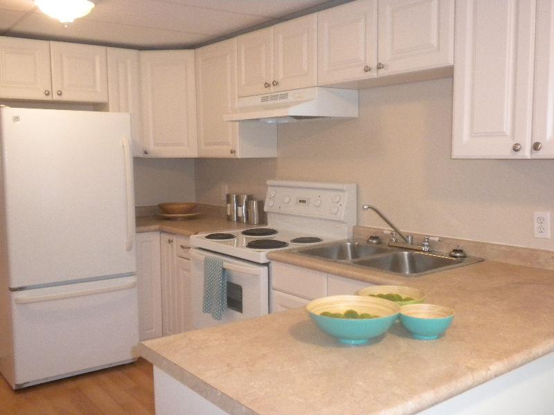 Spacious, Modern and Bright Silverwood 2 Bedroom