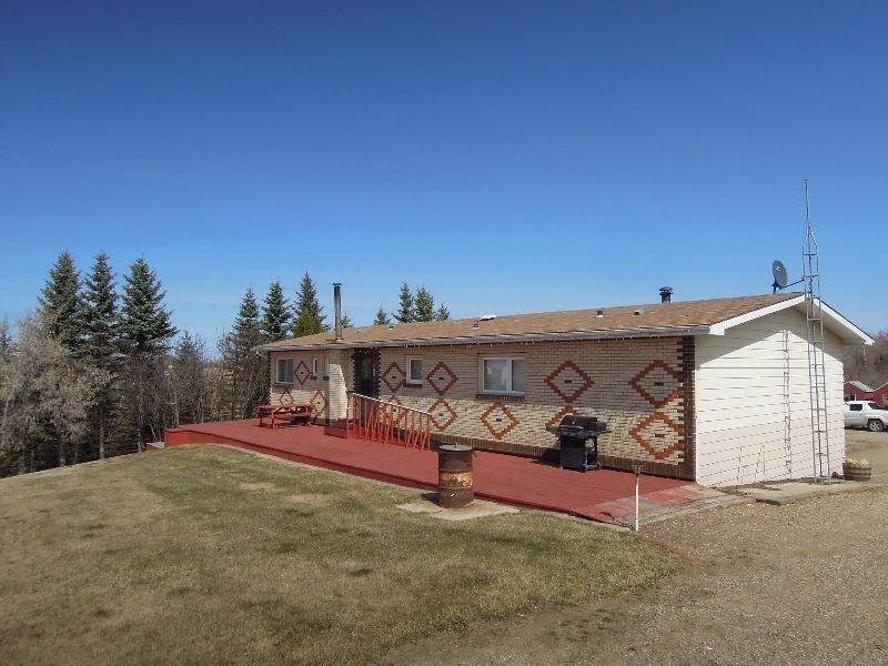 NEW LISTING! Hwy #11