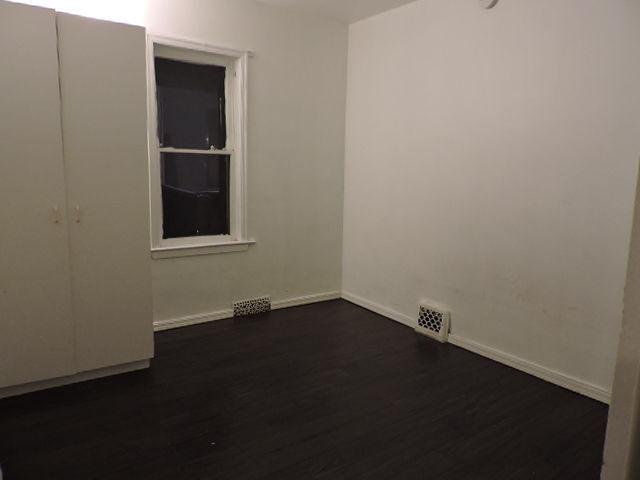 One Bedroom Apartment Just off 8th Street