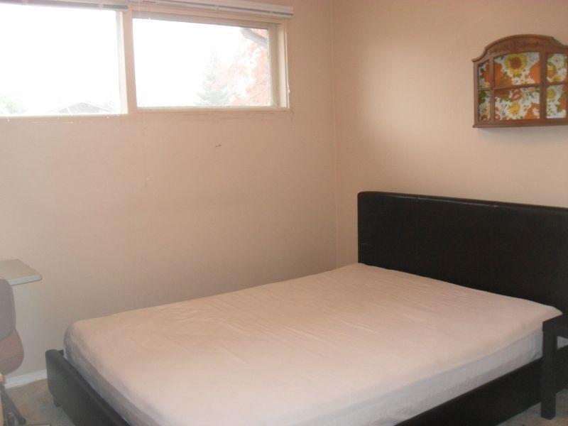 huge room close to superstore and university on first floor
