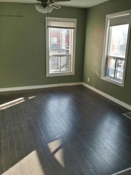 Two Bedroom Apt for Rent w Parking, Washer/Dryer & Backyard
