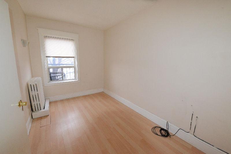 Very nice downtown 2 bedroom apt only $797