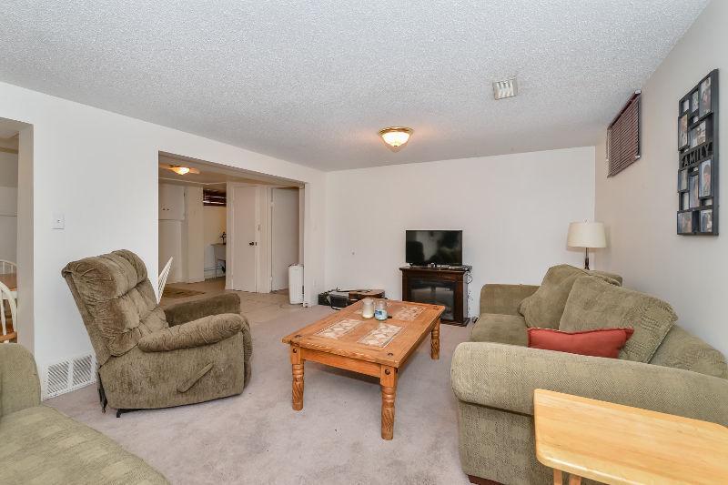 2 Bedroom Lower Unit in Forest Heights