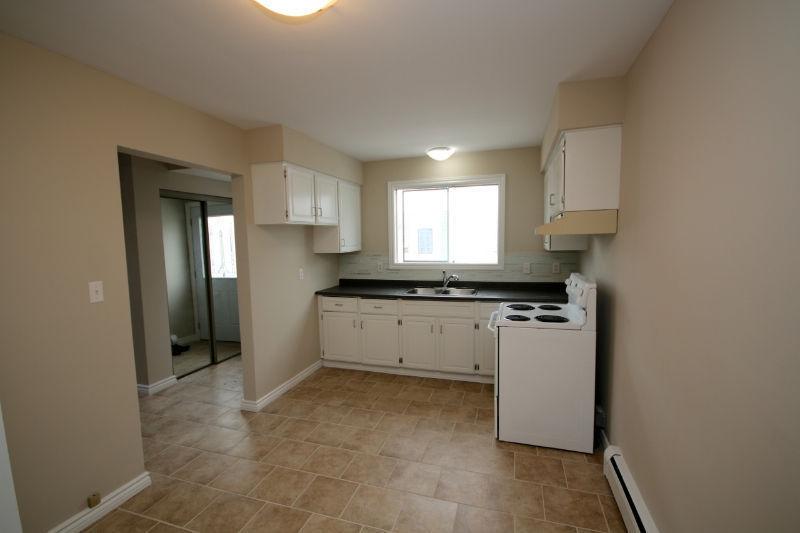 2+1 Bedroom Townhome, Move-In Ready! $775.00