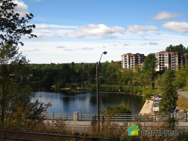 $339,900 - Condominium for sale in Bracebridge