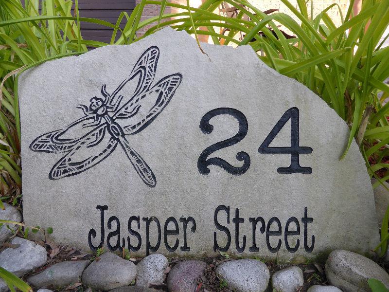 24 Jasper St