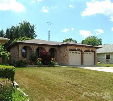 Homes for Sale in Wallaceburg,  $179,900