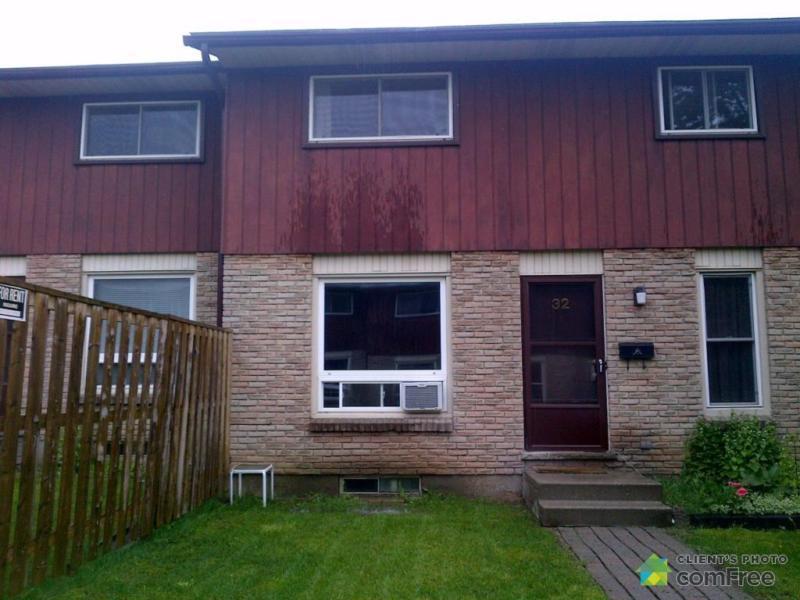 $192,000 - Townhouse for sale in Waterloo