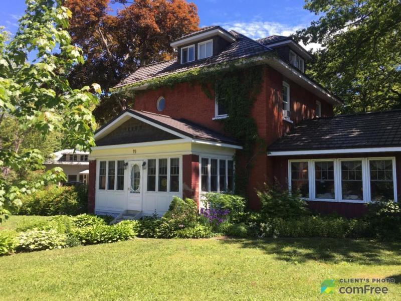 $449,000 - 3 Storey for sale in Parry Sound