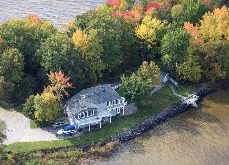 Lakefront House, cottage or income property for sale you decide