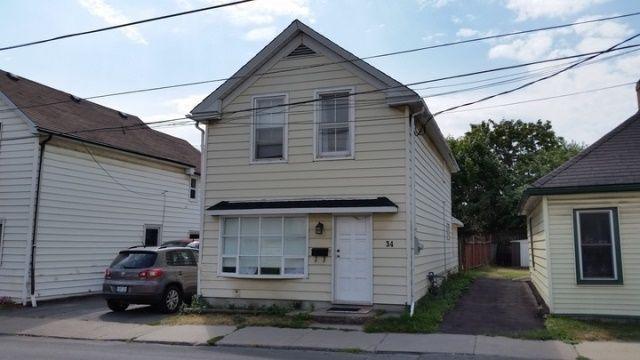 THREE BEDROOM HOME FOR RENT NEAR DOWNTOWN - 34 Stephen St