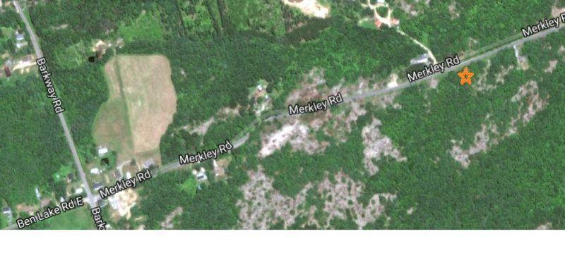 6.88 Acres Lot in  (300 feet frontage x 1000 feet)