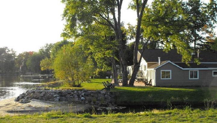 6 cottages rented long term 105' on Lake Nipissing in
