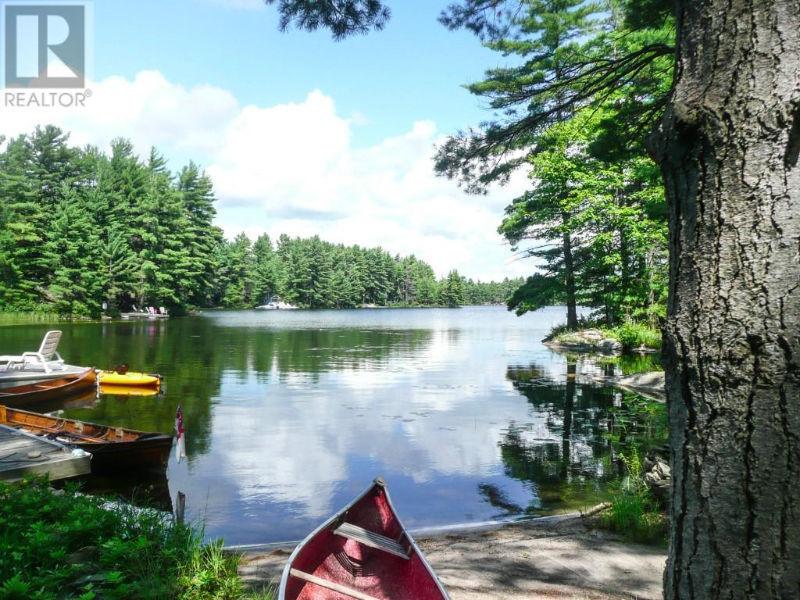 Cottage for Rent - Boat access - Go Home Lake