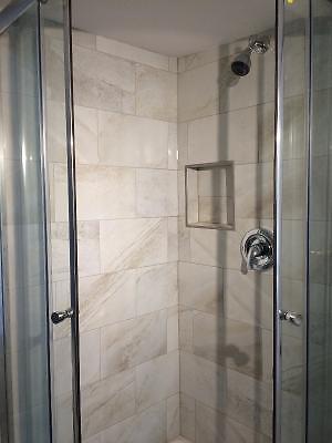 Small 1 bedroom apartment on Fitzroy Street