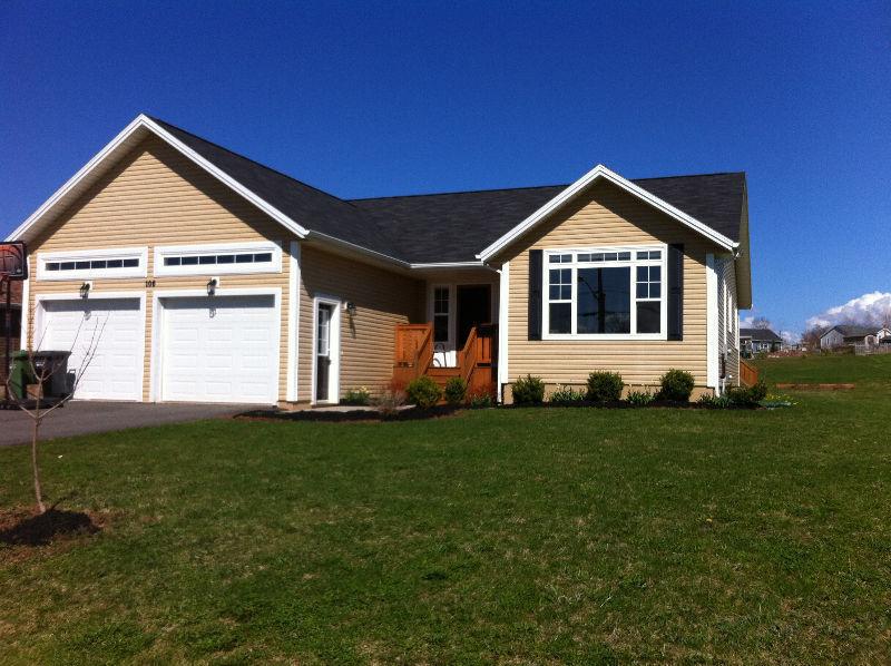 Great Home in Great Stratford Location - $287,900
