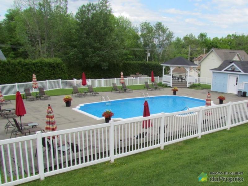 $335,000 - 2 Storey for sale in Lac-Brome