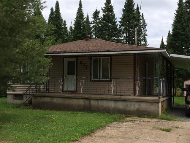 Lake access to lac Rossignol, Priced to sell!