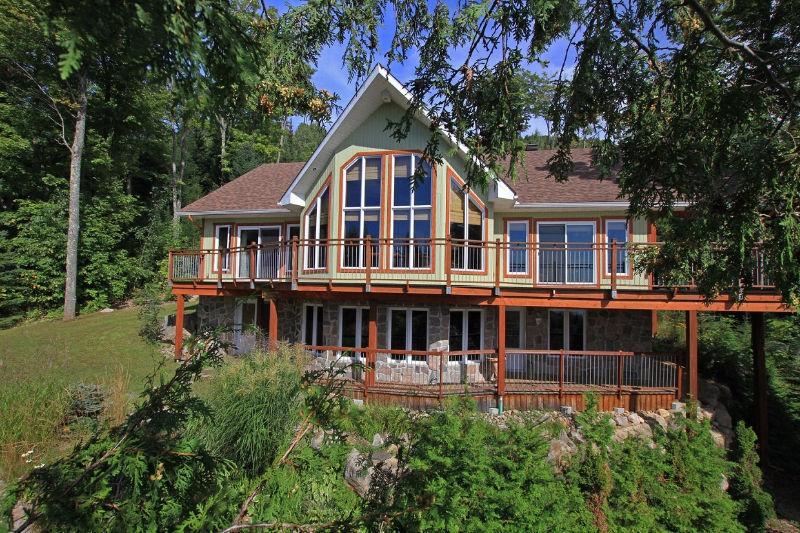 Magnificent views and spectacular home, Mont-Tremblant