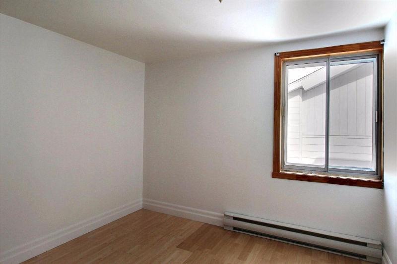St-Donat : Duplex au village ***PRIX SOUS ÉVALUATION***