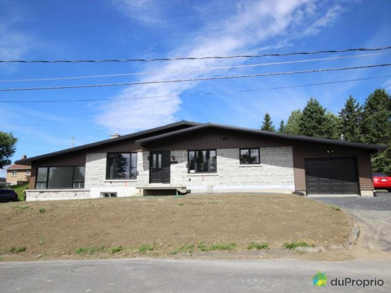 $168,970 - Bungalow for sale in Lac-Etchemin