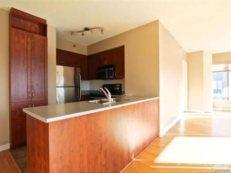 Homes for Sale in Centre-Ville, , Quebec $309,000