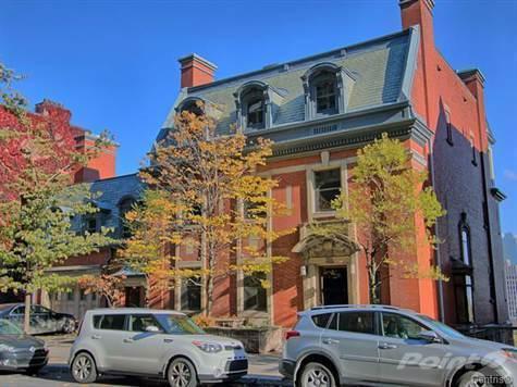 Homes for Sale in Centre-Ville, , Quebec $575,000