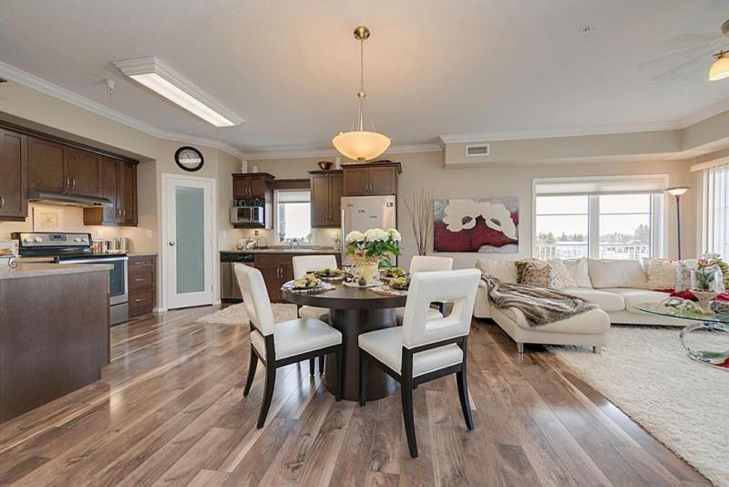 Adult Living Suites in Whitewood,