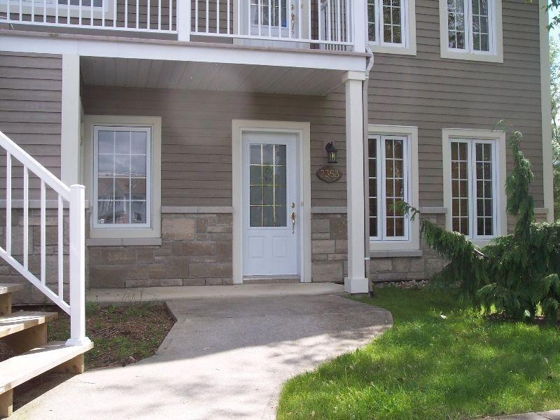 Condo à Magog Accès au Lac