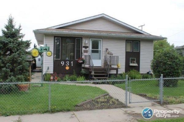 Updated, Fully Developed Bungalow