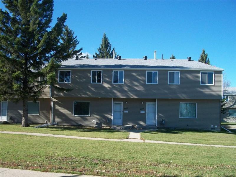 Wascana Townhomes - Three Bedrooms Townhome for Rent