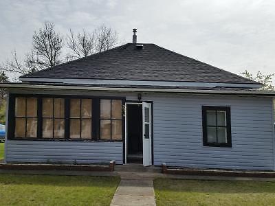 House for Rent in Maple Creek
