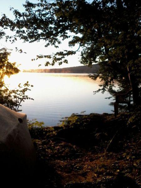Chambre à louer bord de l'eau dans un chalet Estrie