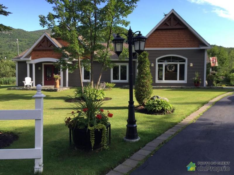 375 000$ - Bungalow à vendre à Magog