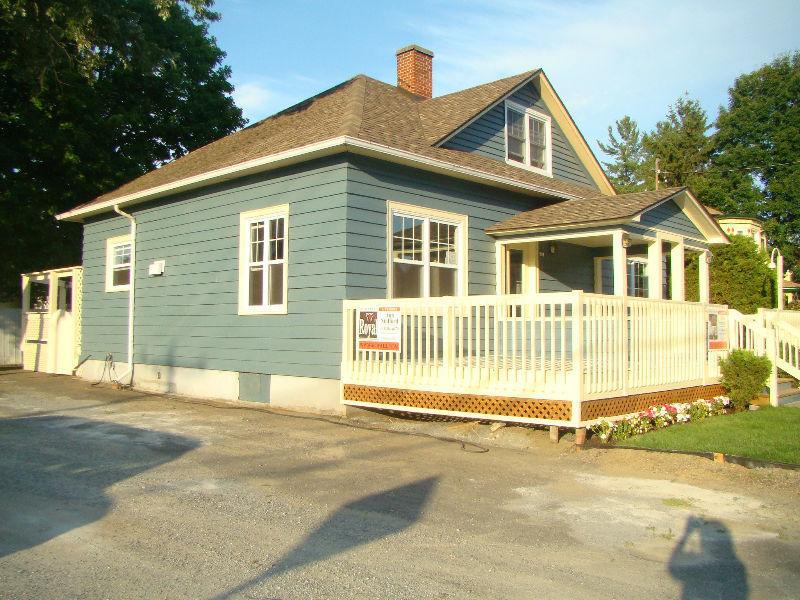 `Maison à Vendre - Résidentiel/ commercial