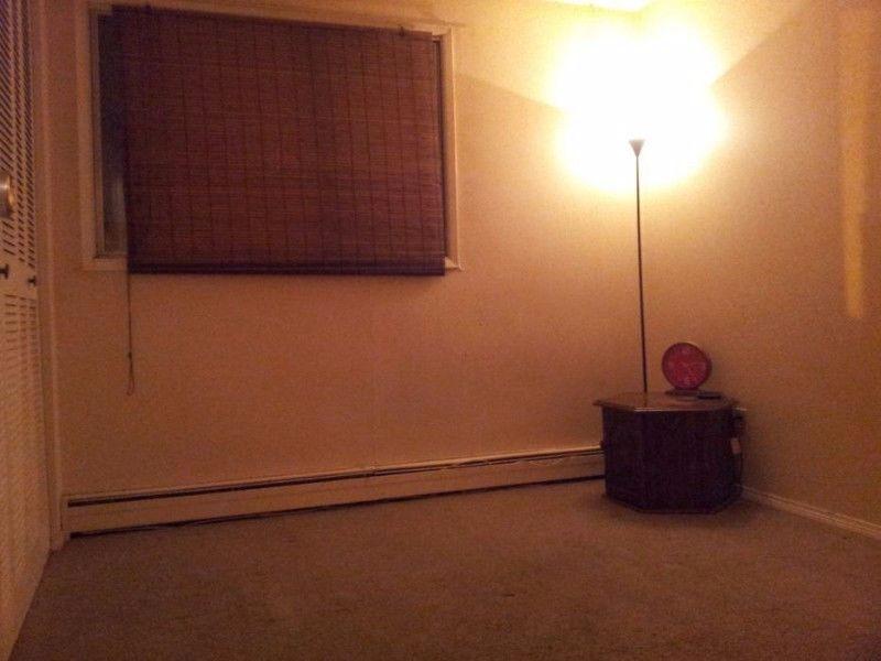 Room for rent across from university. Available immediately