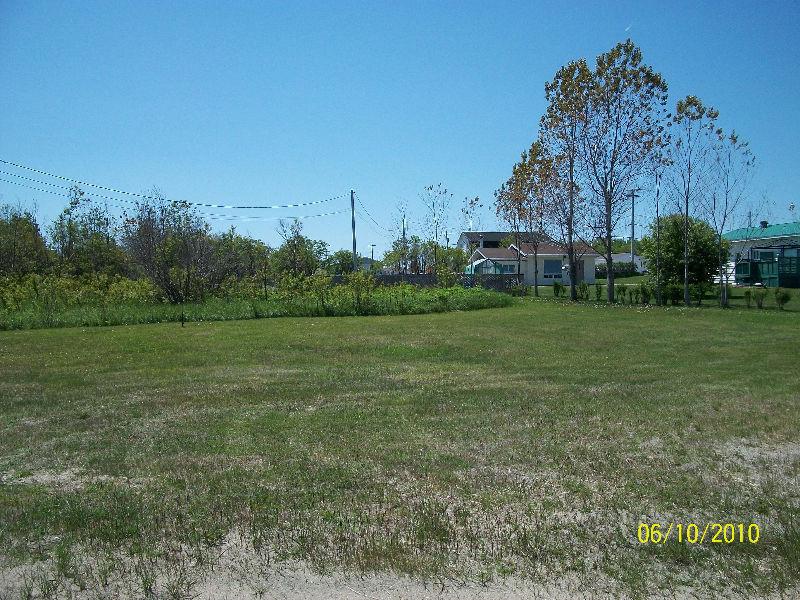 TERRAIN BAIE-TRINITÉ - PRIX DE DÉBARRAS