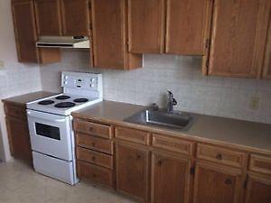 Fabulous MISSION SW 1 Bed Condo -Avail Immediately or Oct 1st !!