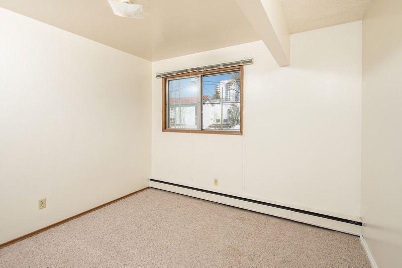 10710--85AVE