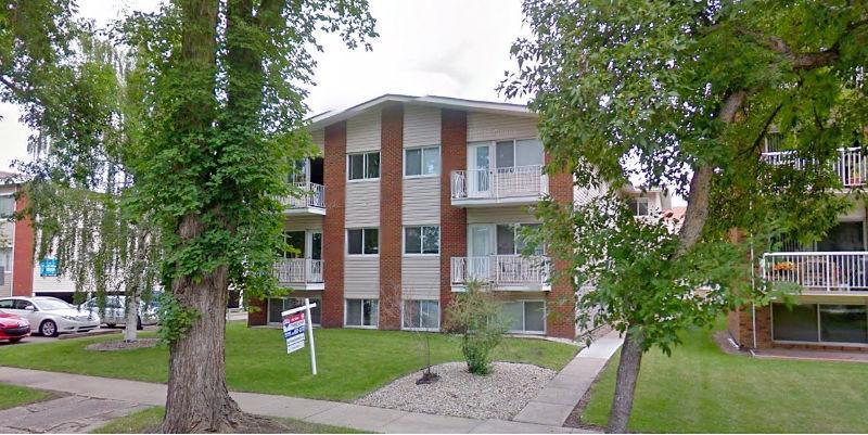 Downtown (Oliver Square)  1 Bed Condo Heat/Water Includ*