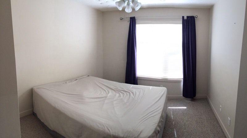 1 bedroom for rent in 2 bedroom condo