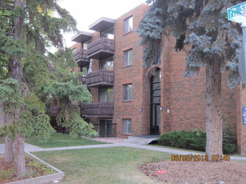 Mount Royal 2 BdRm Nov 1. Nov rent is FREE! Quiet, Adult Bldg